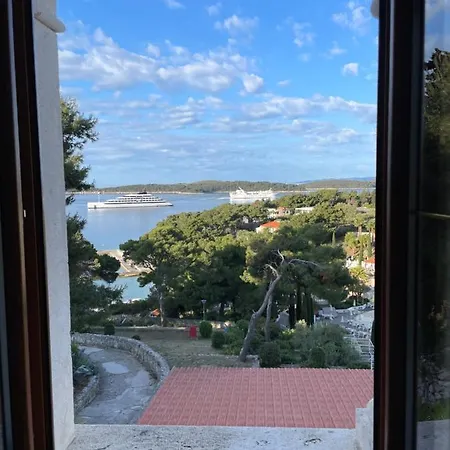 Apartments Villa Dinka Hvar Town Exterior foto